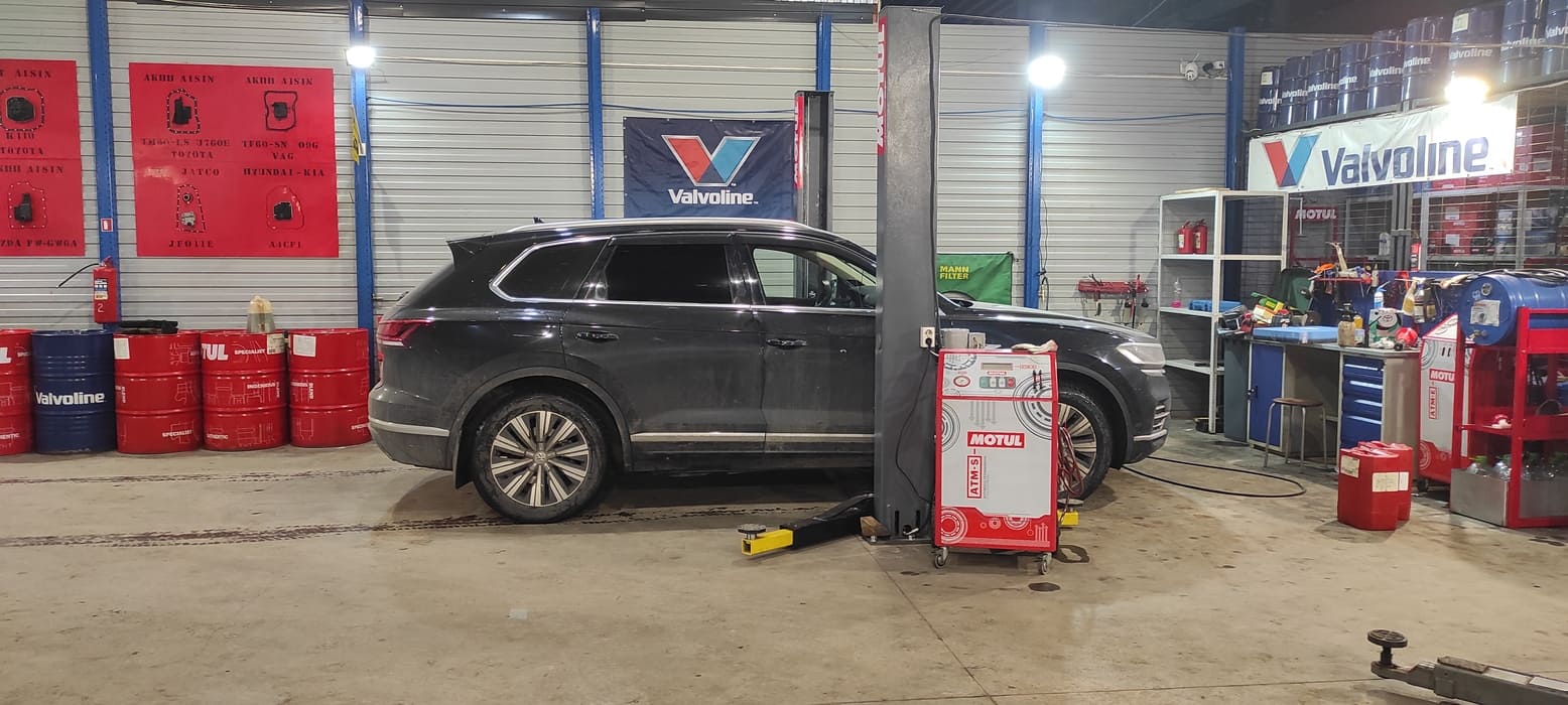 MOTUL Сервис 37 ТО трансмиссии Volkswagen Touareg CR7: 8‑ступ. АКПП ZF 8HР65, 0D5; межосевой дифференциал Torsen, редукторы